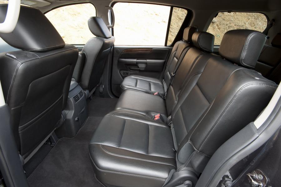 Nissan Armada 2008 года  (фото 8 из 40)